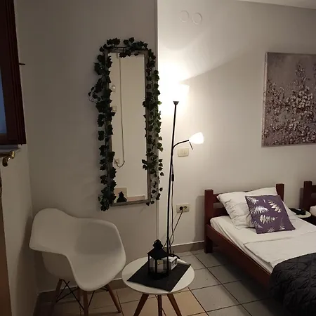 Sunny And Apartment *