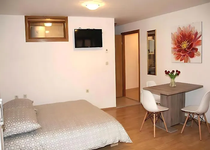 Sunny And Apartament Szybenik